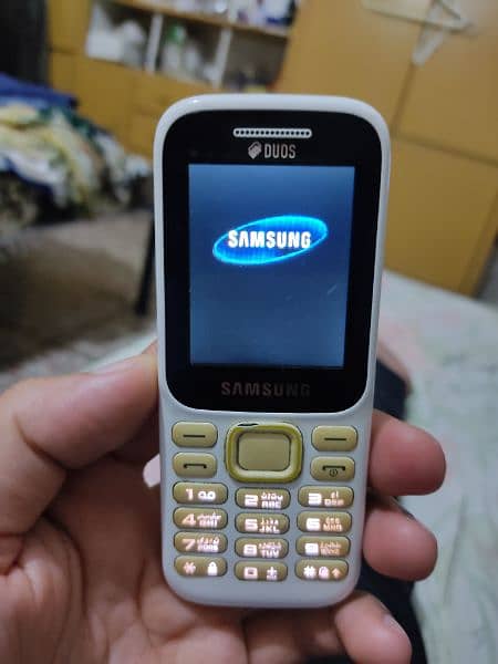 Samsung mobile in good condition 6