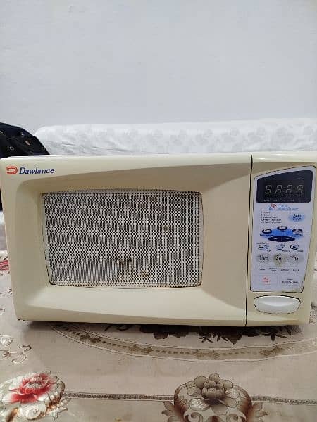 Microwave Oven(Original Dawlance) 2