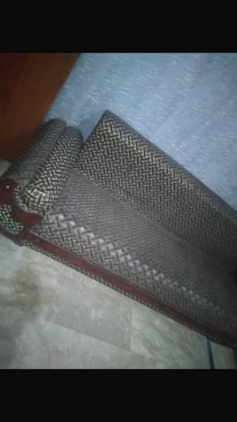 Sofa kam bed in excellent condition. Just like new. 6