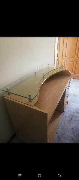 OFFICE SHOWCASE TABLE for sale urgently 8