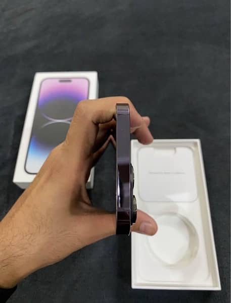 iPhone 14 Pro Max deep purple 2