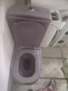 Commode 0
