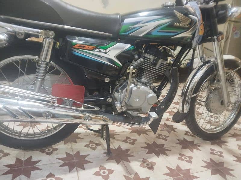 Honda 125 Black Color 5