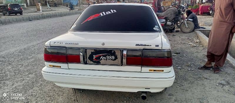 88 Corolla pisal abad no full  bana howa he gari me koi kaam nahi he 7