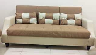 Beige and off-white Sofa set