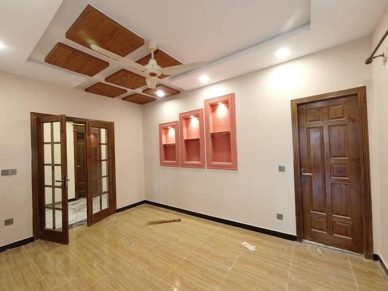 House For rent in G15 size 1 kanal Double story near to markaz Best Location Two options available 5