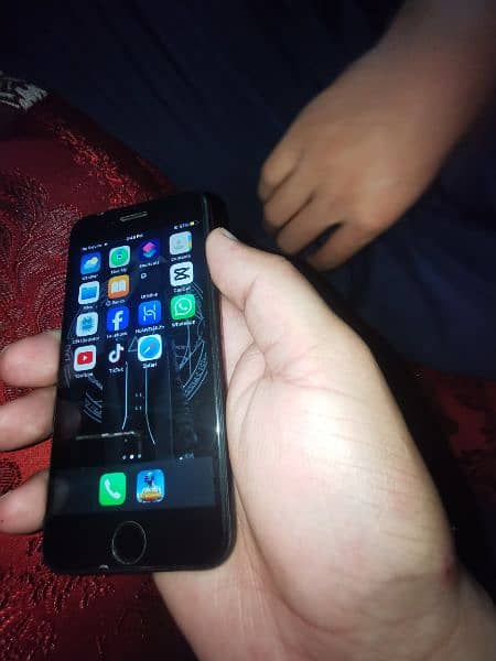 iphone 7 Non pta Bypass 32 GB 5