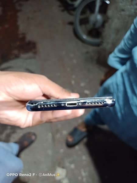 iphone X 64GB Non PTA 7