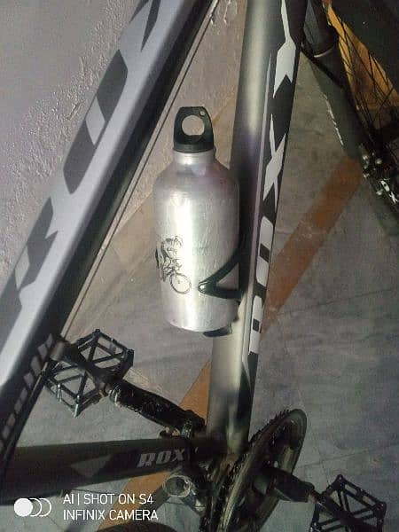 26" Roxy Imported Brand Aluminium bicycle 4