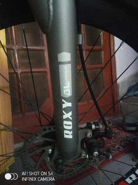 26" Roxy Imported Brand Aluminium bicycle 7