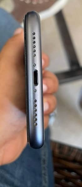 Iphone 11 PTA APPROVED 128 GB 1