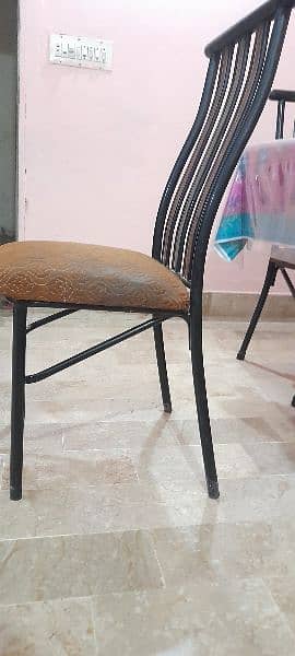 Dining Table & Chairs 1