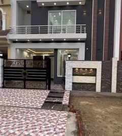 Ghalib City Society Boundary Wall Canal Road Faisalabad 5 Marla Double Story House For Rent