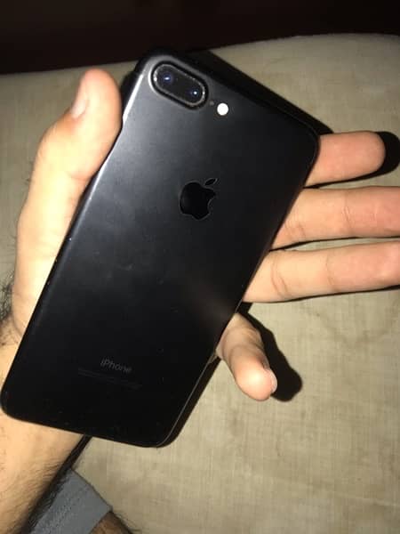 iPhone 7 Plus jet black 128gb 0