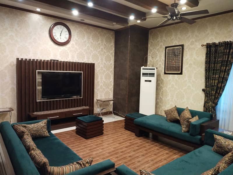 Peoples Colony One D Ground Faisalabad 1 Kanal Fully Furnished Bungalow For Rent 13