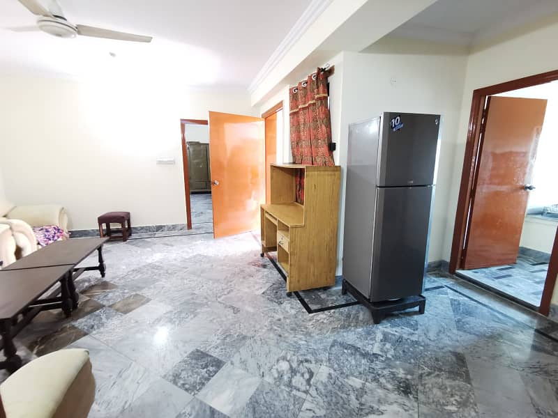 Fully Furnish Apartment Flat Available College Road Madina Town Faisalabad 8