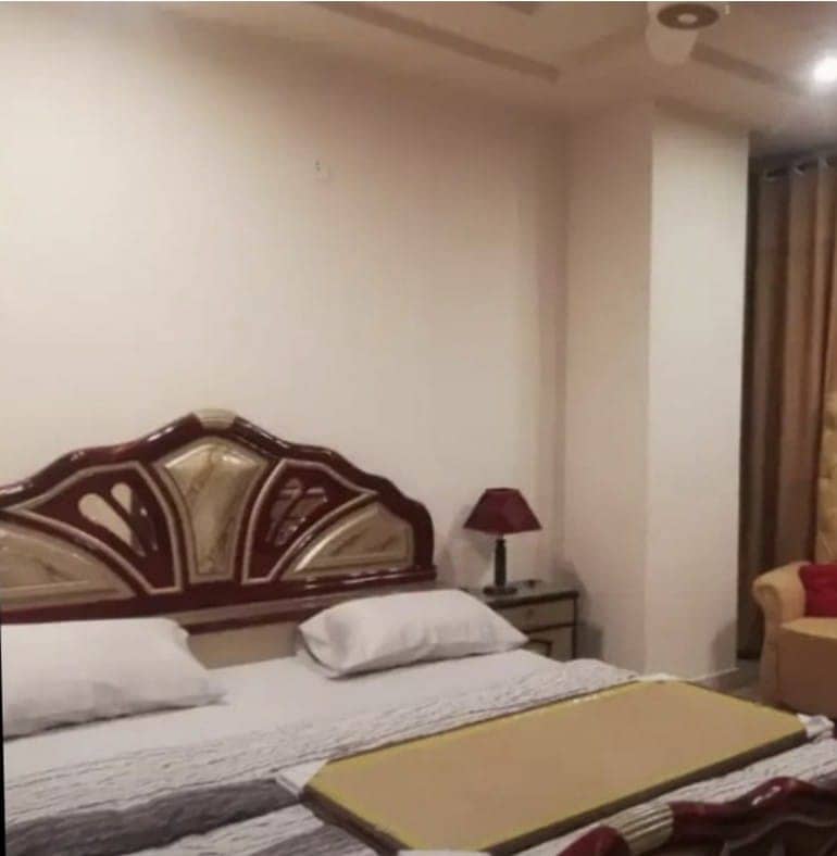 VIP Fully Furnished Apartment Available For Rent Main Susan Road Madina Town Faisalabad 8