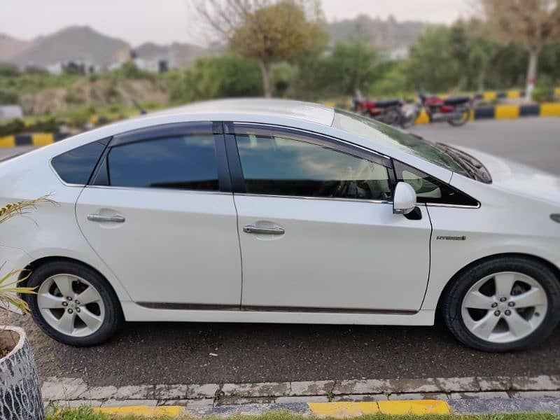 Toyota Prius model 2012 registration 2016 11