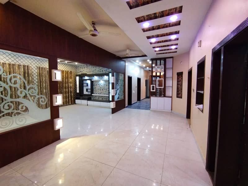 Khayyaban Colony No 2 Madina Town Faisalabad* _**16 Marla Brand New single story house for sale 10