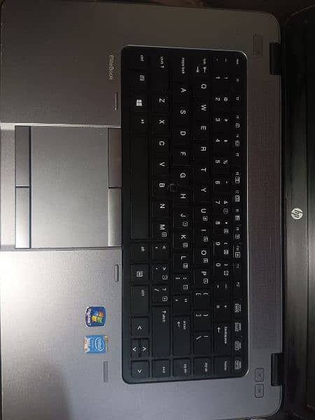 HP core i5 5 generation 3