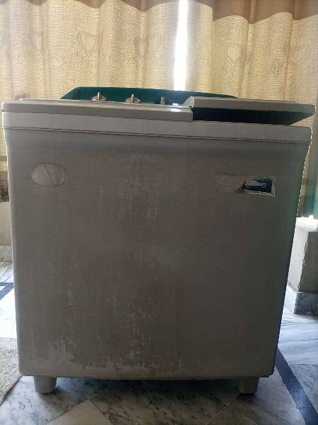 boss washing machine , no fault ,only serious buyers can contact 1