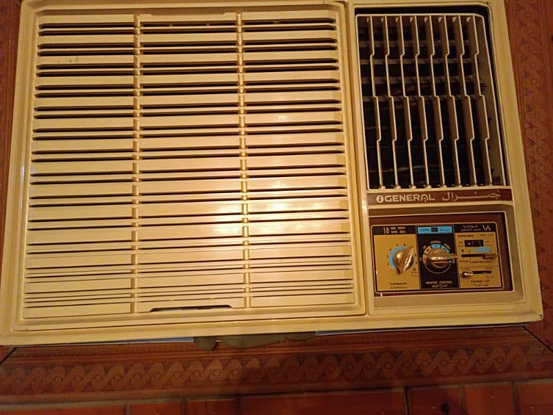 window air conditioners ( 5 available) 5