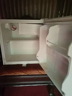 Mini room Refrigerator 0