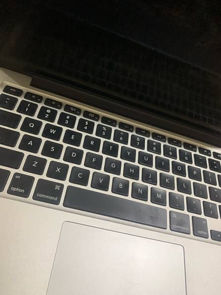 Apple  Macbook pro 2015 13" 1