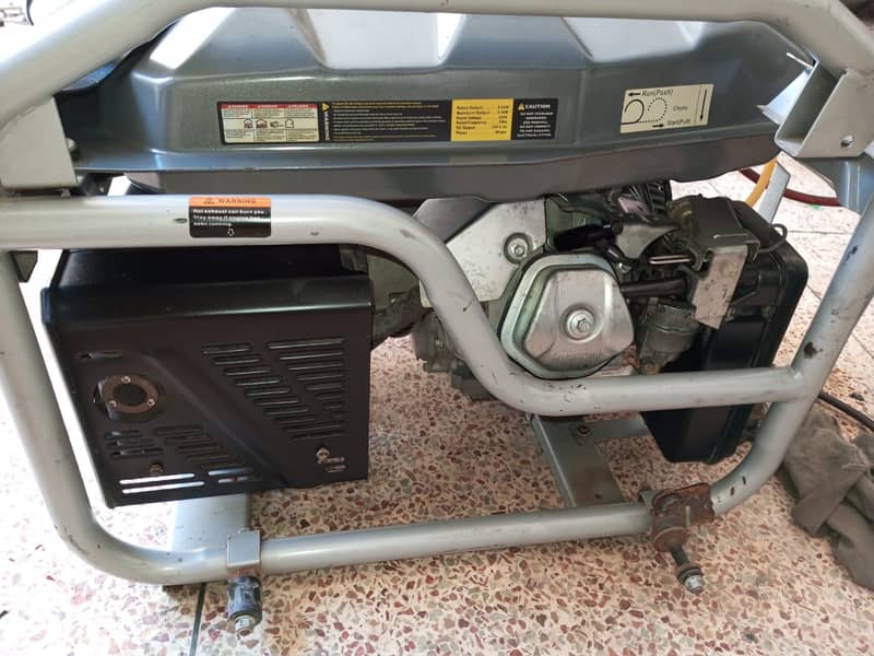 Hyundai 5000 Watt generator in Peshawar city 6