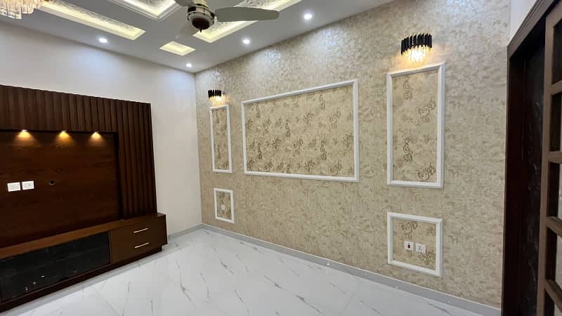 10 Marla brand new luxury upper portion for Rent IRis block Sector C Bahria Town Lahore 2