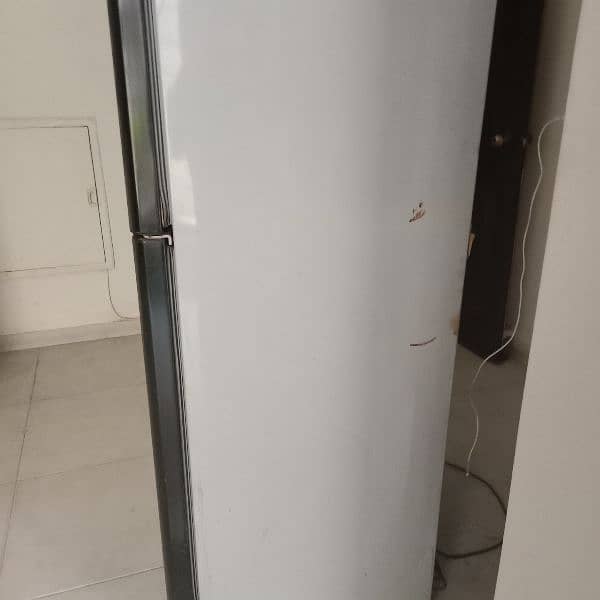 orient medium size fridge contact on 03250099997 4