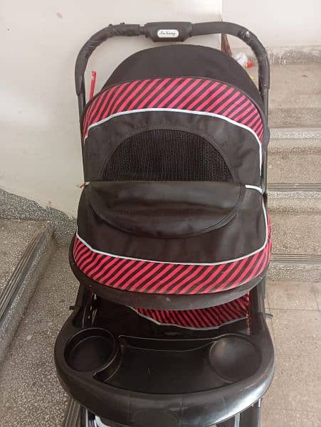 Uregent Sale Used pram/stroller best condition 0