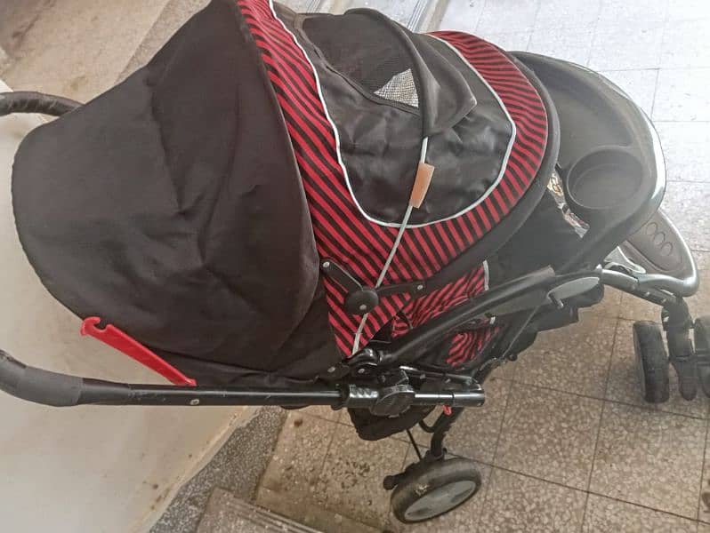 Uregent Sale Used pram/stroller best condition 5