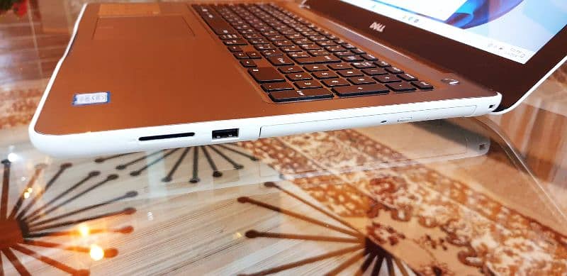 Laptop DELL i5, 7th Gen | GPU | DDR4 | Slim, Stylish 6