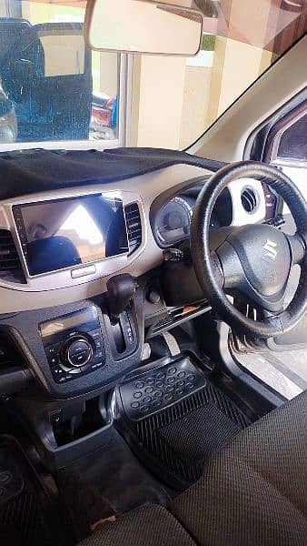 Suzuki Wagon R 2017 9