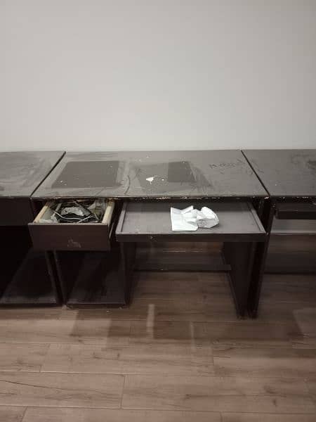 computer table 1