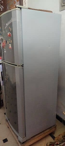 Dawlance Refrigerator 2 Doors Like New 1