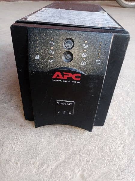 apc ups 24volt good condition 0