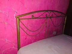 Iron bed little bit damage Rs. 10,000 with mattress 0
