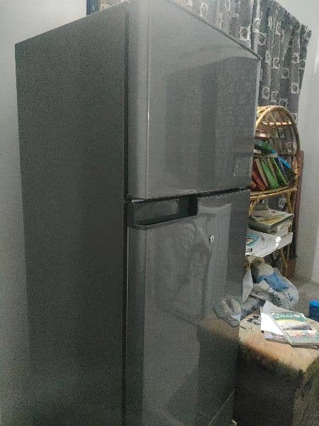 Sharp fridge (no frost) 0