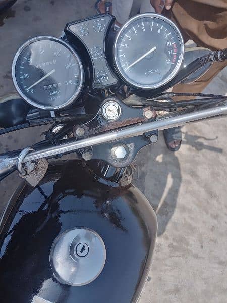 Suzuki GS 150 SE Urgent Sale 3