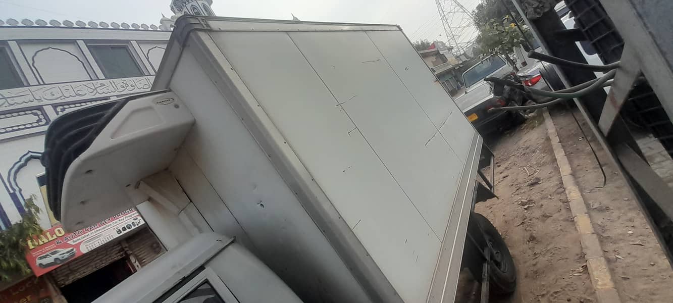 Chiller container shezore size 4