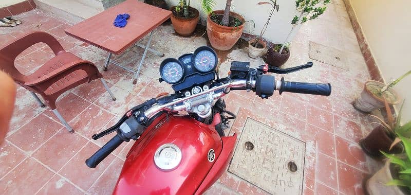 Yamaha ybr 125g 1