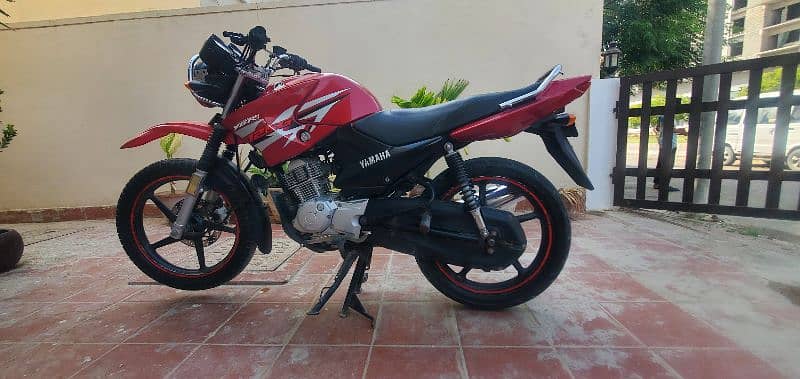 Yamaha ybr 125g 4