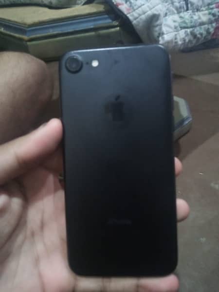 iPhone 7 32gb water pack non pta exchange possible 1