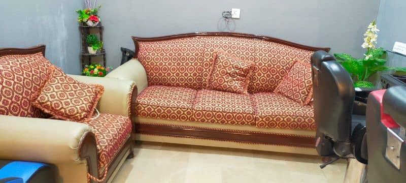 07 Seater Sofa 4