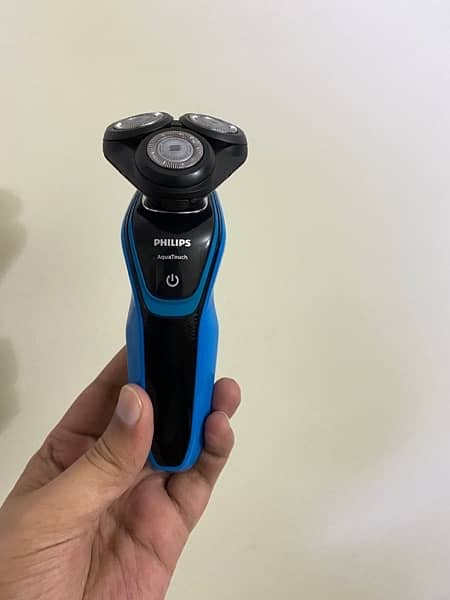 Philips Aquatouch Shaver Trimmer 1