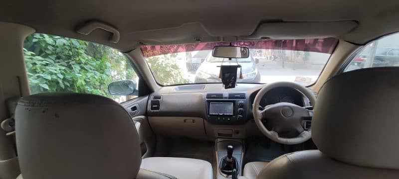 Honda Civic EXi 2004 4