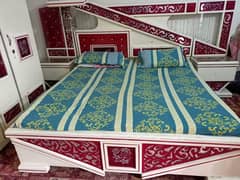 king size bedroom set full furniture 4 items bed,almari,divider, dress