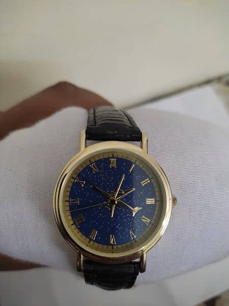 Pre owned original imported watch for men and women 17